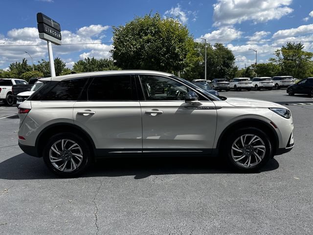 Certified 2024 Lincoln Corsair AWD w/ Equipment Group 101A image 4