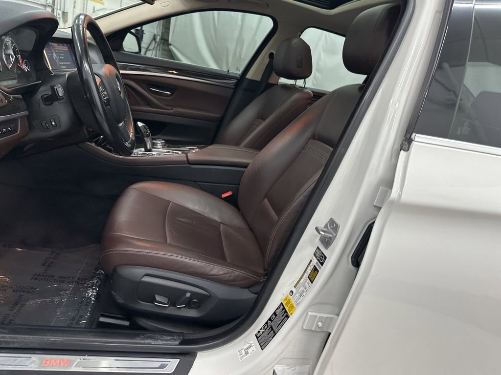 Used 2014 BMW 535d xDrive AWD/4WD image 15