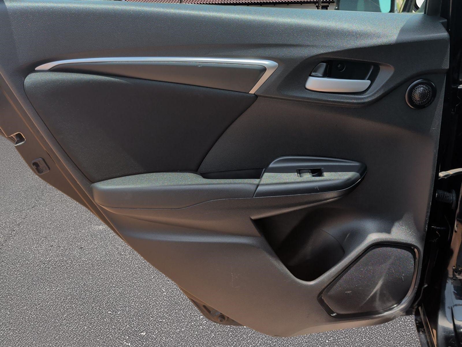 Used 2020 Honda Fit LX image 23