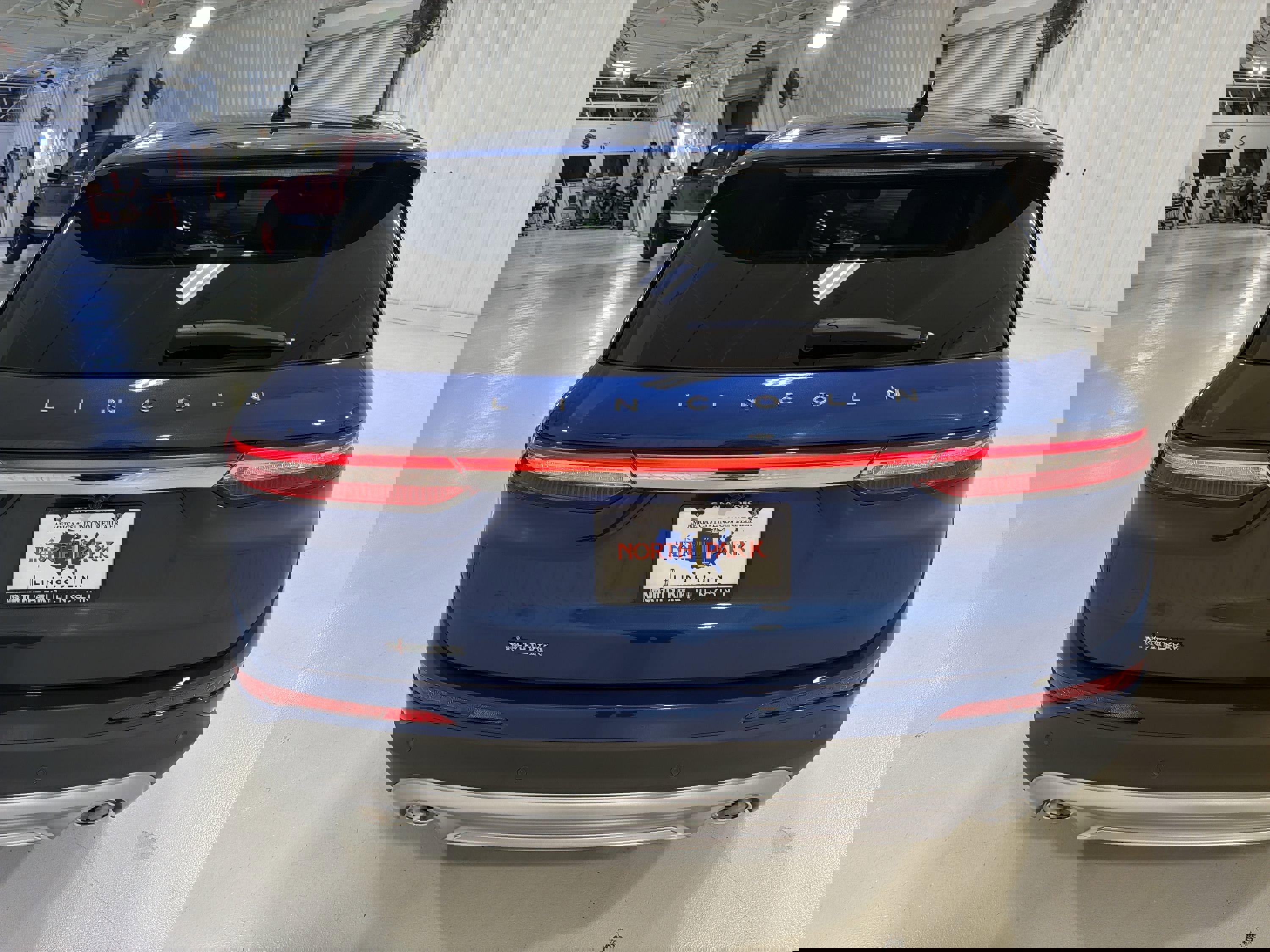 Used 2020 Lincoln Corsair Reserve w/ Elements Package FWD image 27