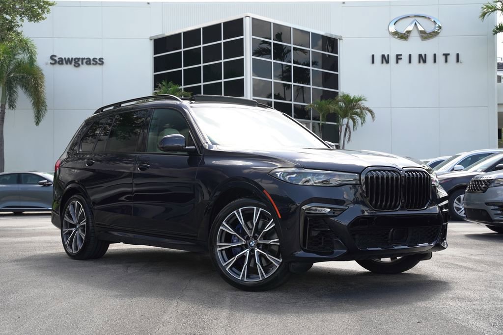 Used 2021 BMW X7 M50i AWD/4WD image 1