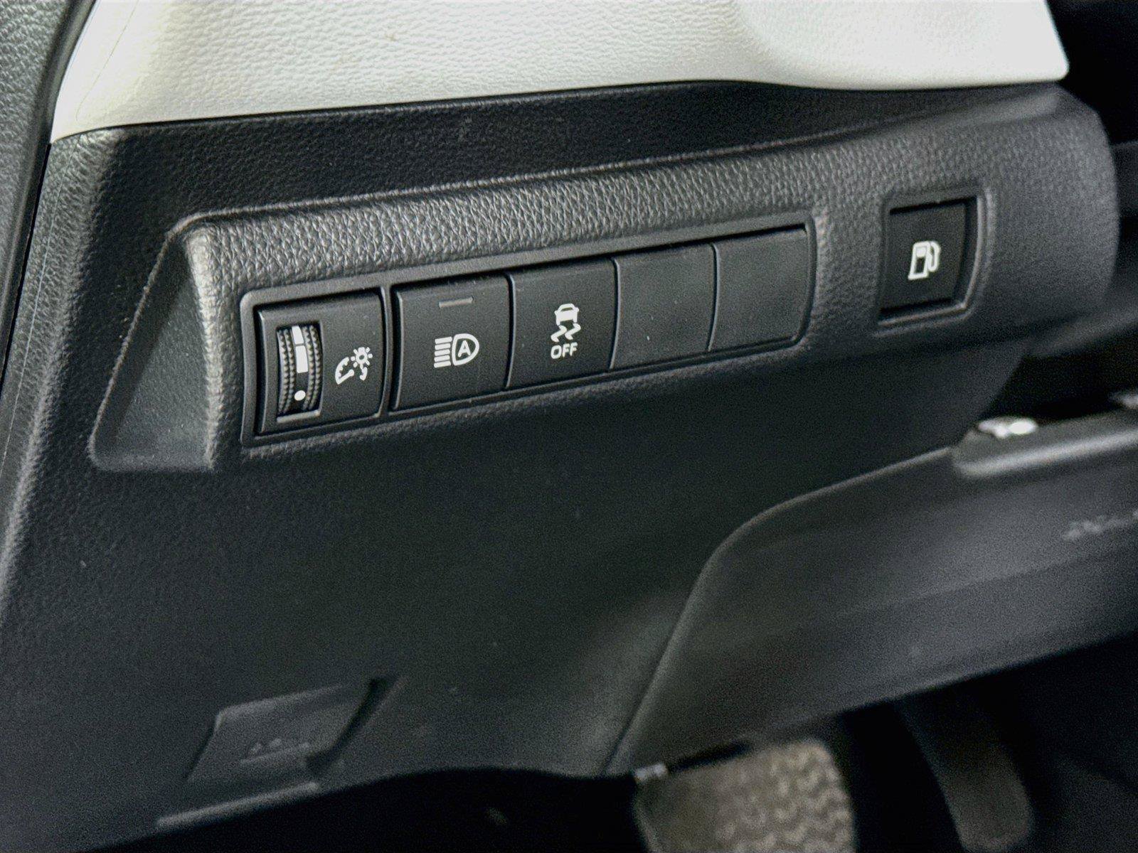 Certified 2026 Toyota Corolla SE FWD image 15