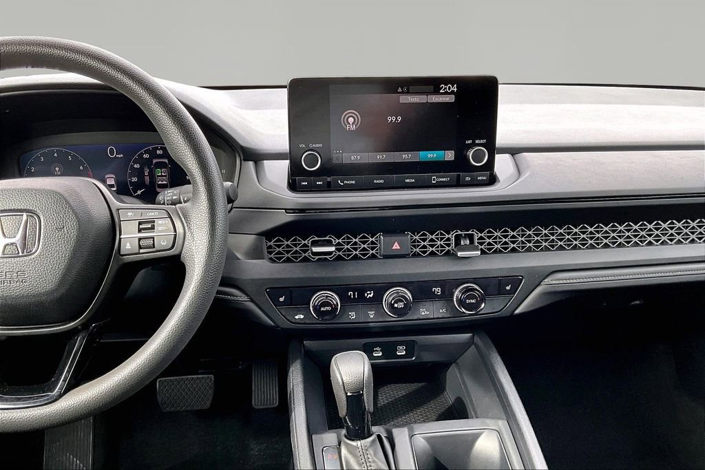 Used 2025 Honda Accord SE image 10