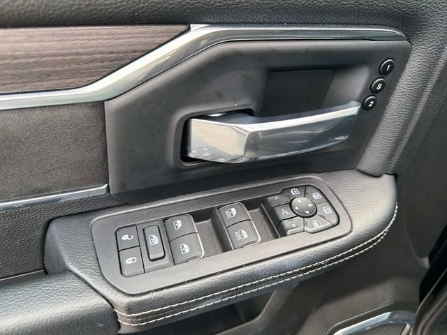 Used 2026 RAM 2500 Laramie AWD/4WD image 18