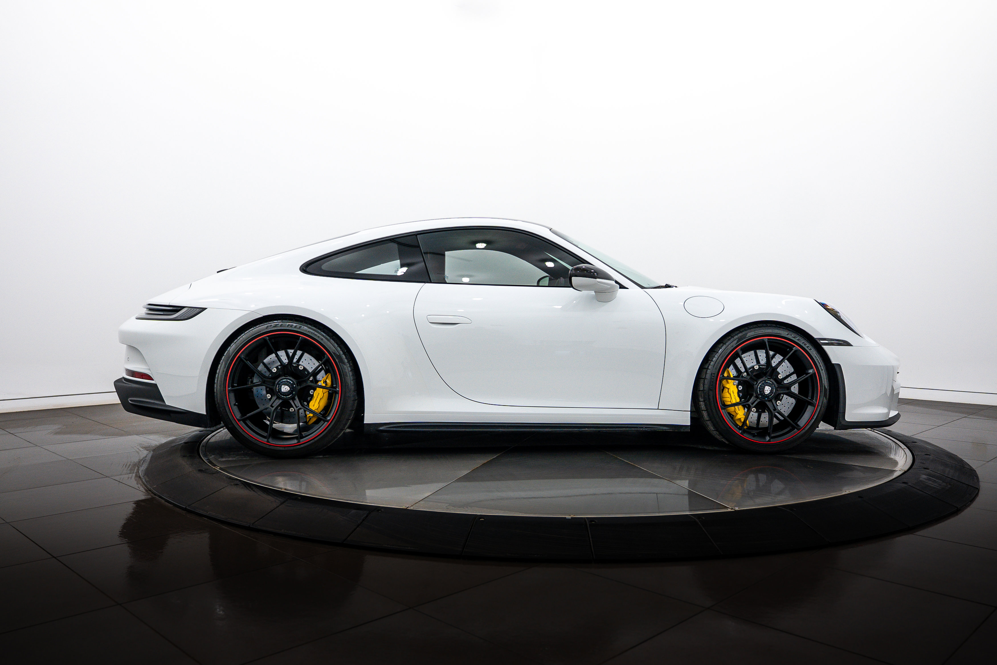 Certified 2024 Porsche 911 GT3 RWD image 8