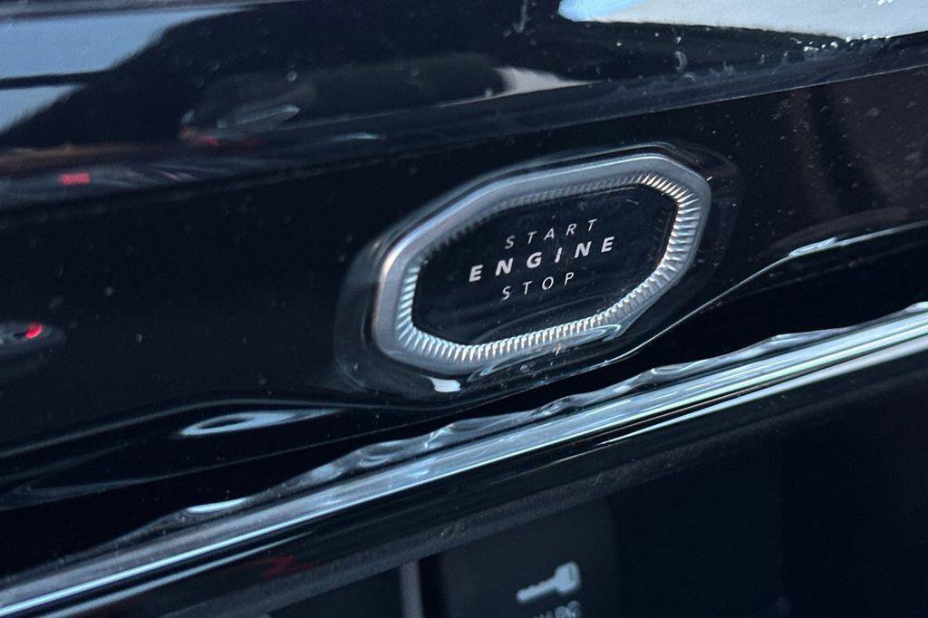 New 2026 Jeep Grand Cherokee L Limited AWD/4WD image 20