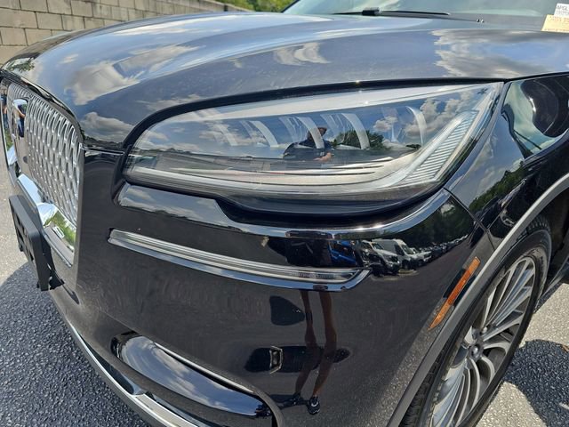 Used 2023 Lincoln Aviator AWD w/ Premium Package image 37