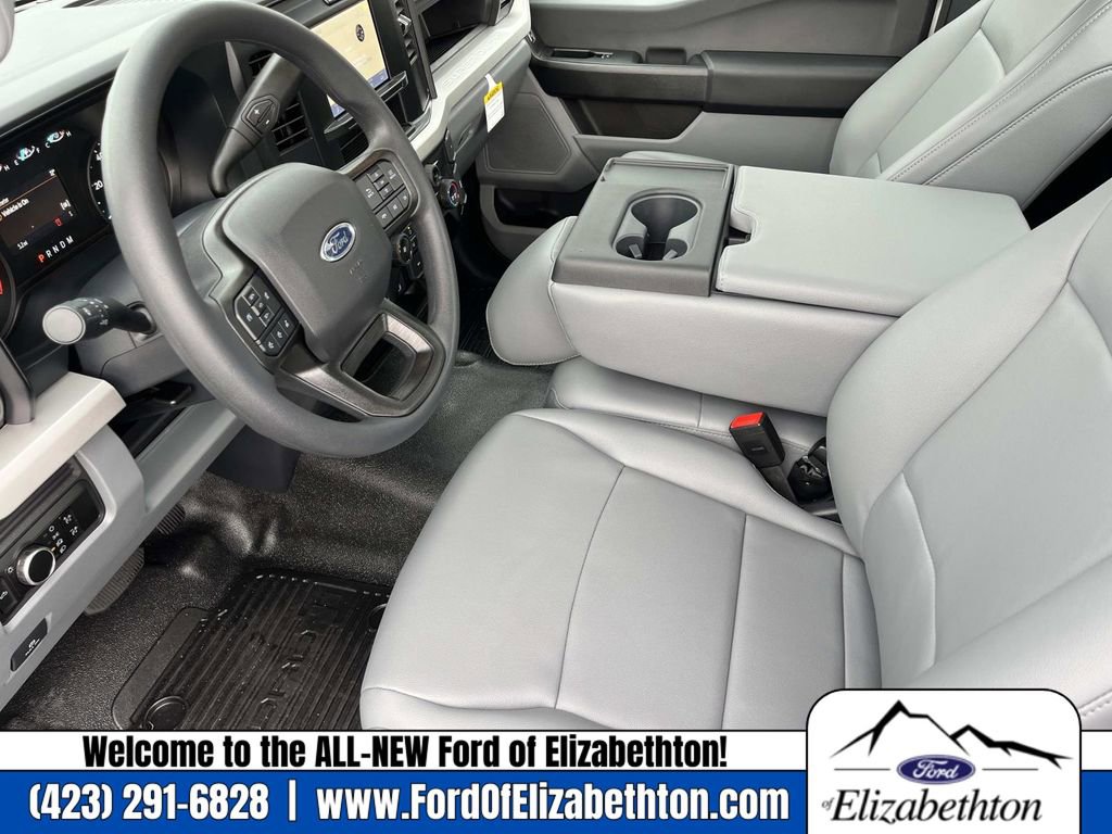 New 2026 Ford F250 4x4 Regular Cab Super Duty image 17