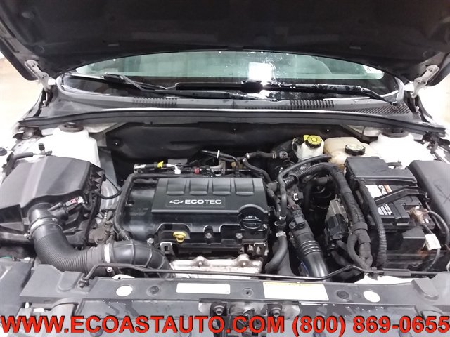 Used 2014 Chevrolet Cruze LT w/ Enhanced Safety Package FWD image 9