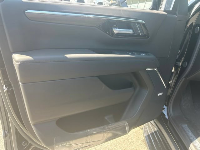 New 2026 Chevrolet Suburban High Country w/ Sun And Tow Package AWD/4WD image 13