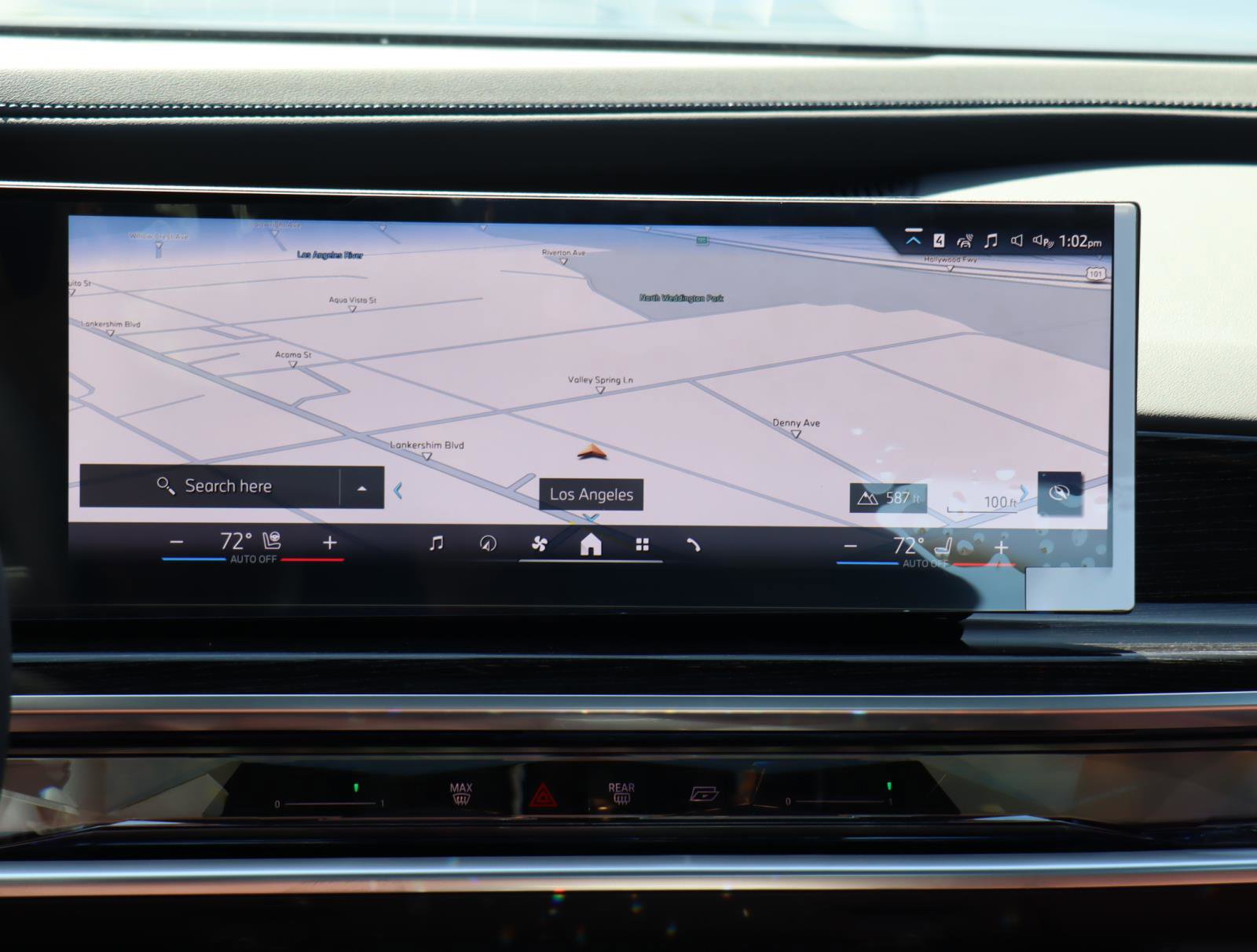 New 2026 BMW 740i w/ Premium Package image 13