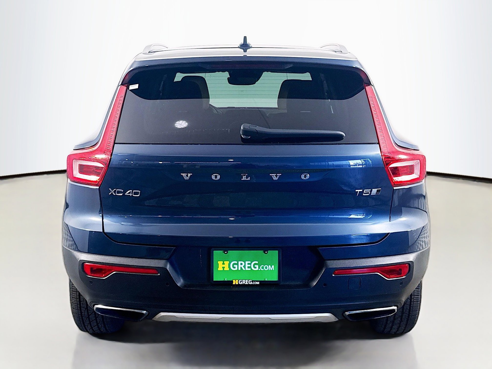 Used 2020 Volvo XC40 T5 Inscription image 8