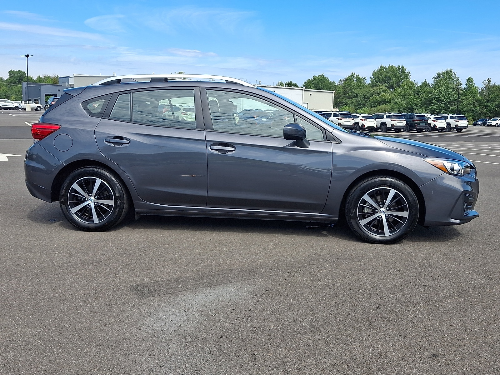 Used 2019 Subaru Impreza 2.0i Premium w/ Eyesight & BSD/Rcta & SRF AWD/4WD image 8