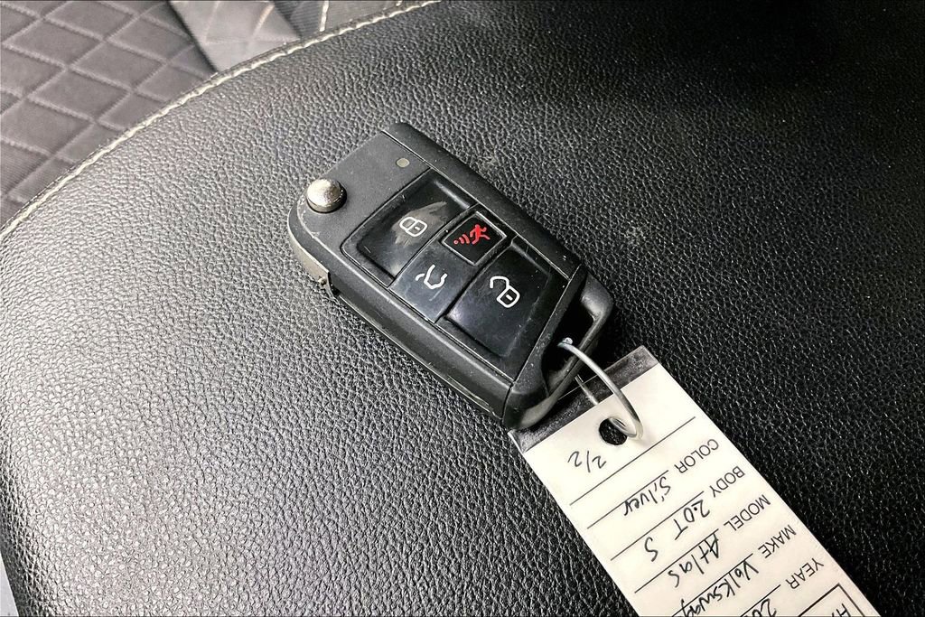 Used 2021 Volkswagen Atlas S w/ MDO Package (Bench Seat) image 13