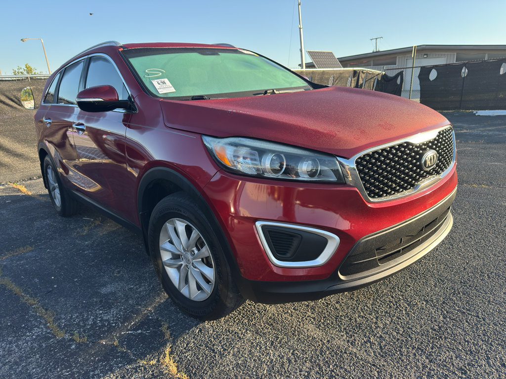 Used 2018 Kia Sorento LX image 1