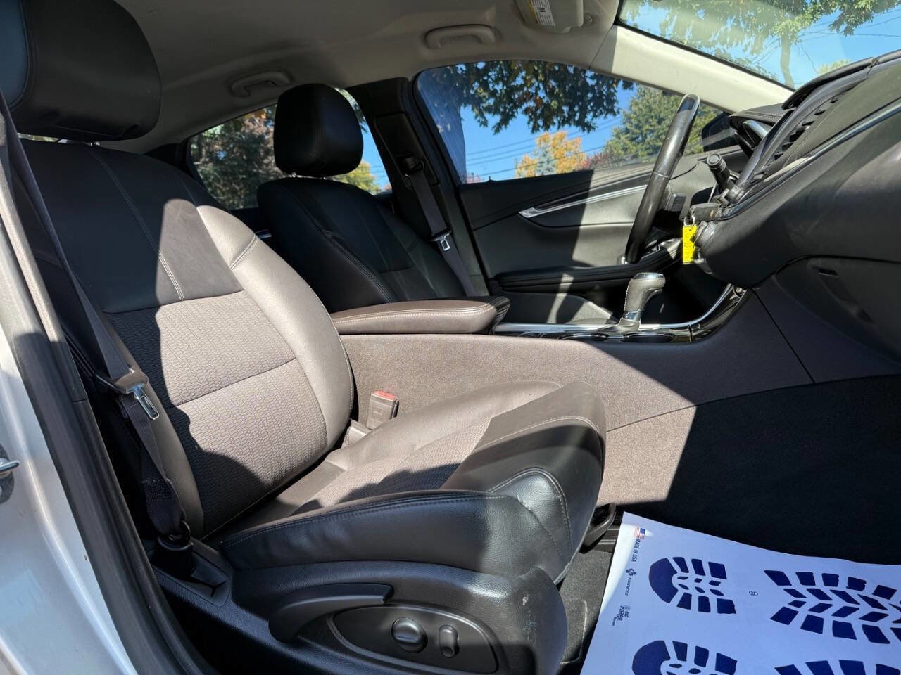 Used 2017 Chevrolet Impala LT image 13