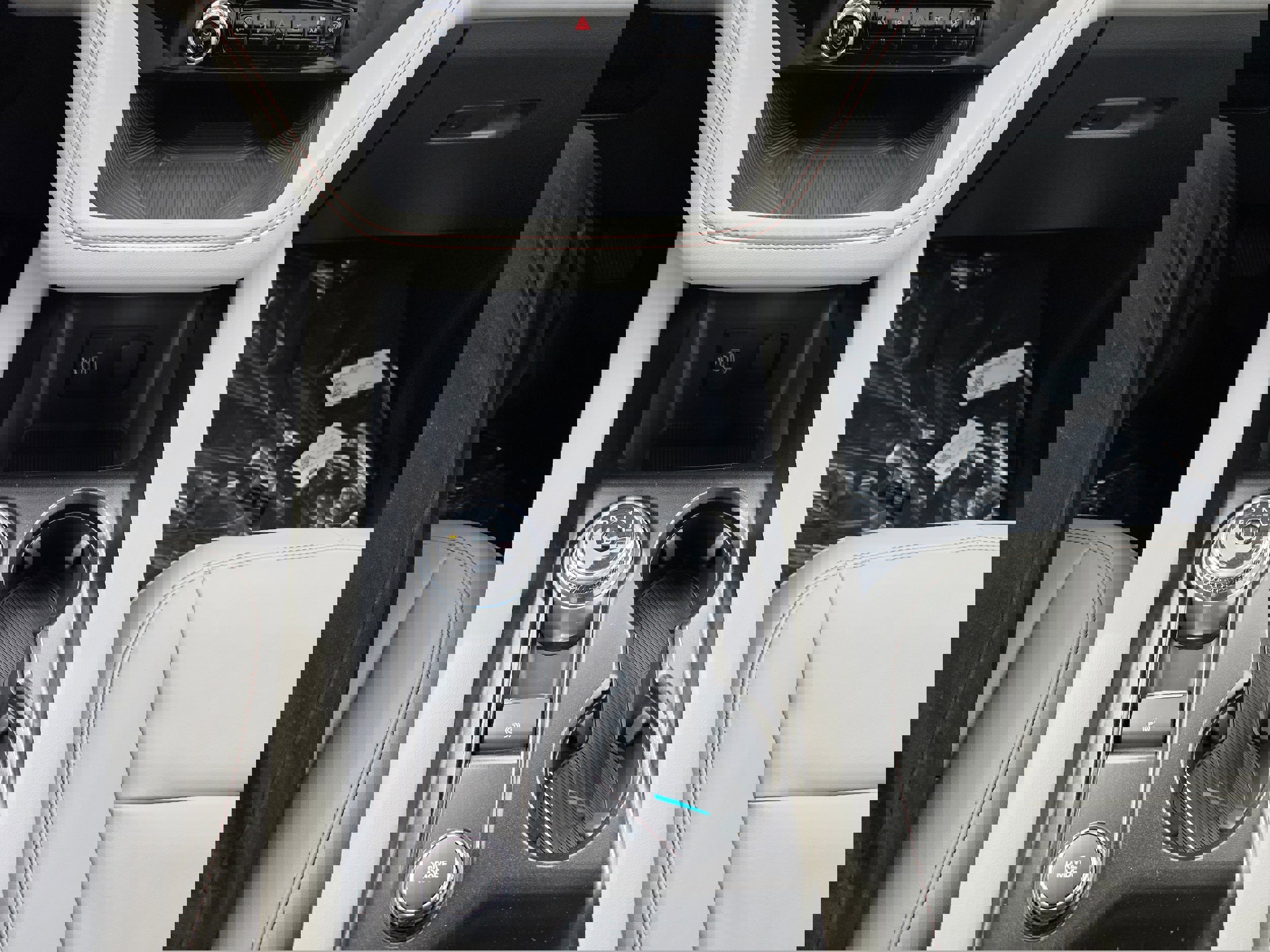 New 2026 Ford Explorer Active w/ Active Comfort Package image 21