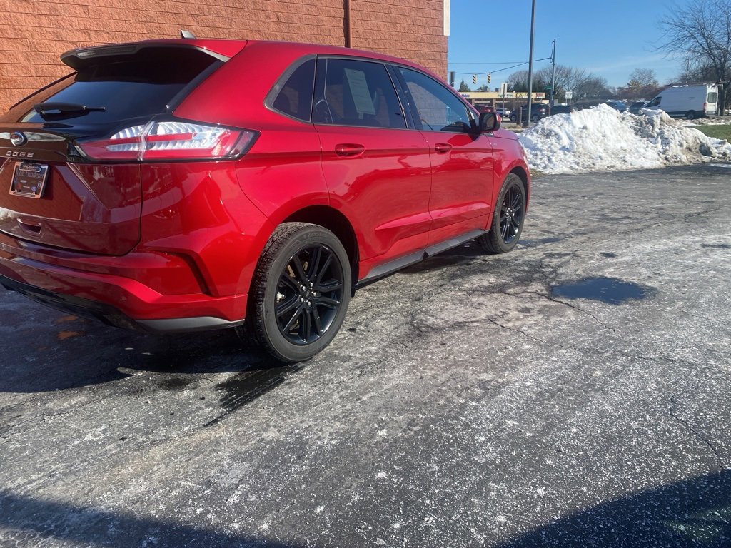 Used 2022 Ford Edge ST-Line image 3