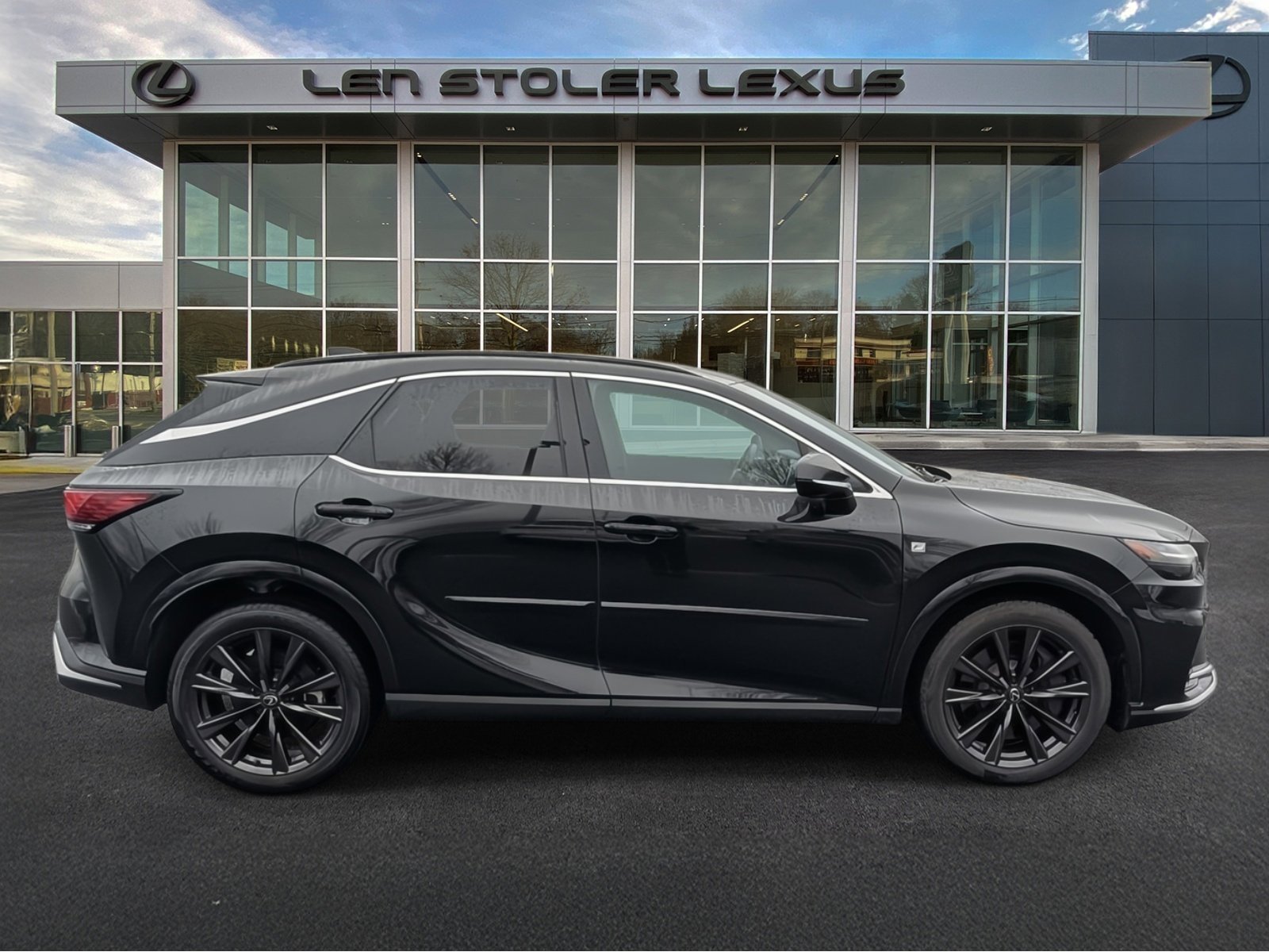 Used 2024 Lexus RX 350 F Sport w/ Accessory Package (P2) video 2