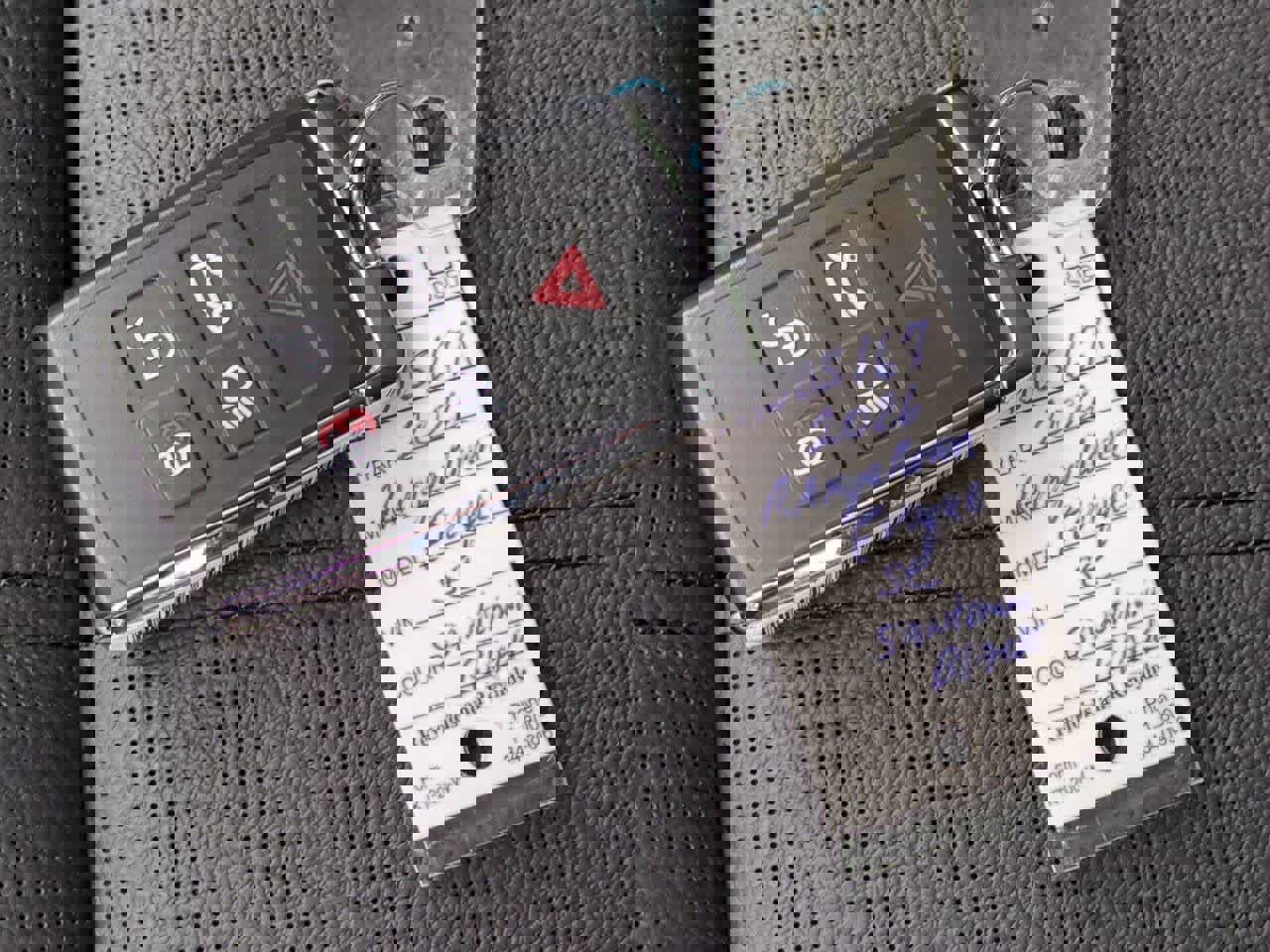 New 2026 Land Rover Range Rover Evoque Dynamic SE image 36