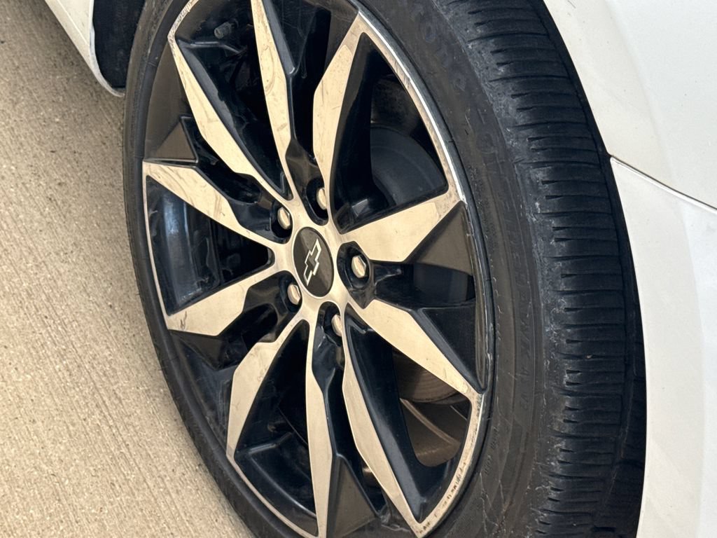 Used 2020 Chevrolet Malibu RS FWD image 9