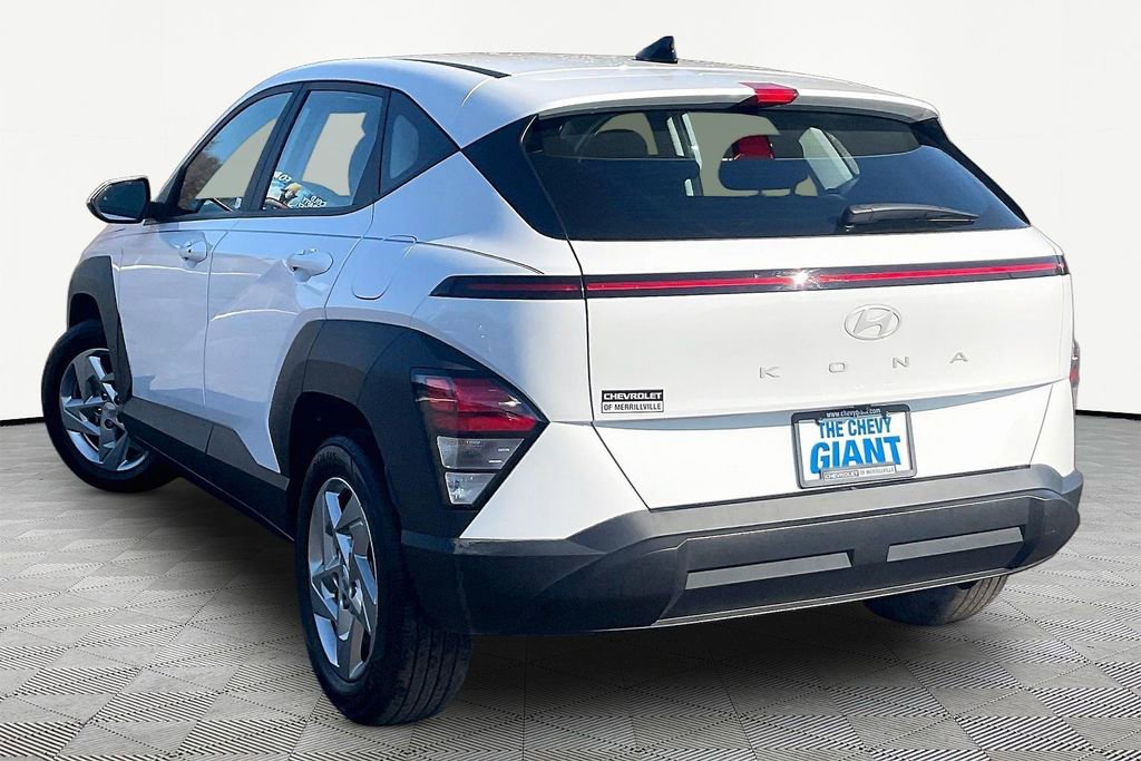 Used 2024 Hyundai Kona SE image 4