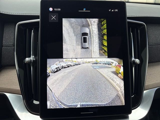 Used 2025 Volvo XC90 B6 Plus AWD/4WD image 27