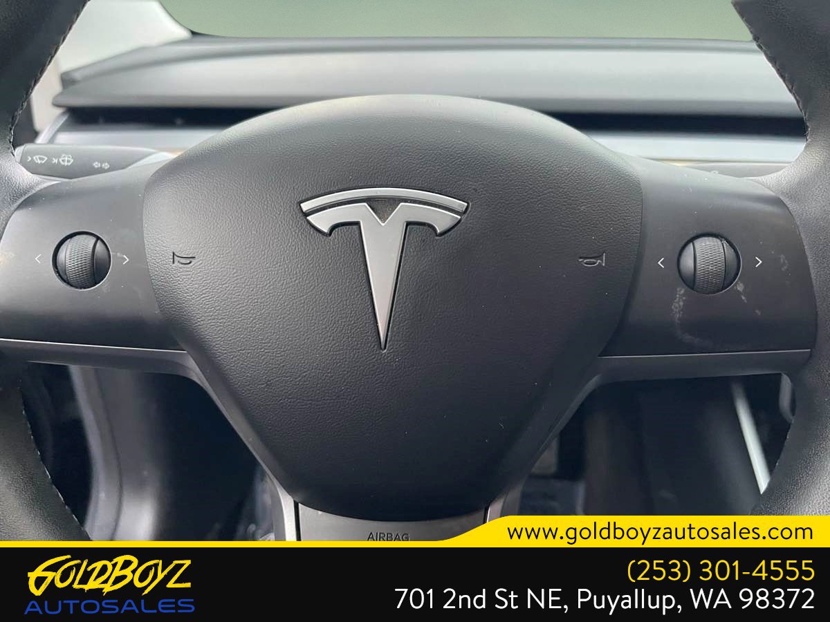 Used 2019 Tesla Model 3 Standard Range Plus image 21