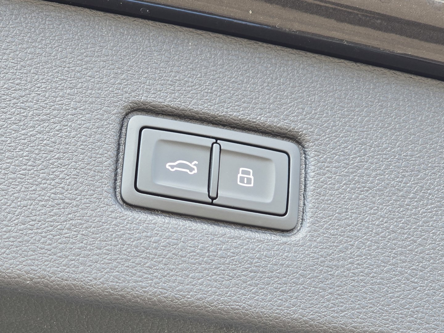 Used 2025 Audi Q7 2.0T Premium Plus w/ Premium Plus Package image 18