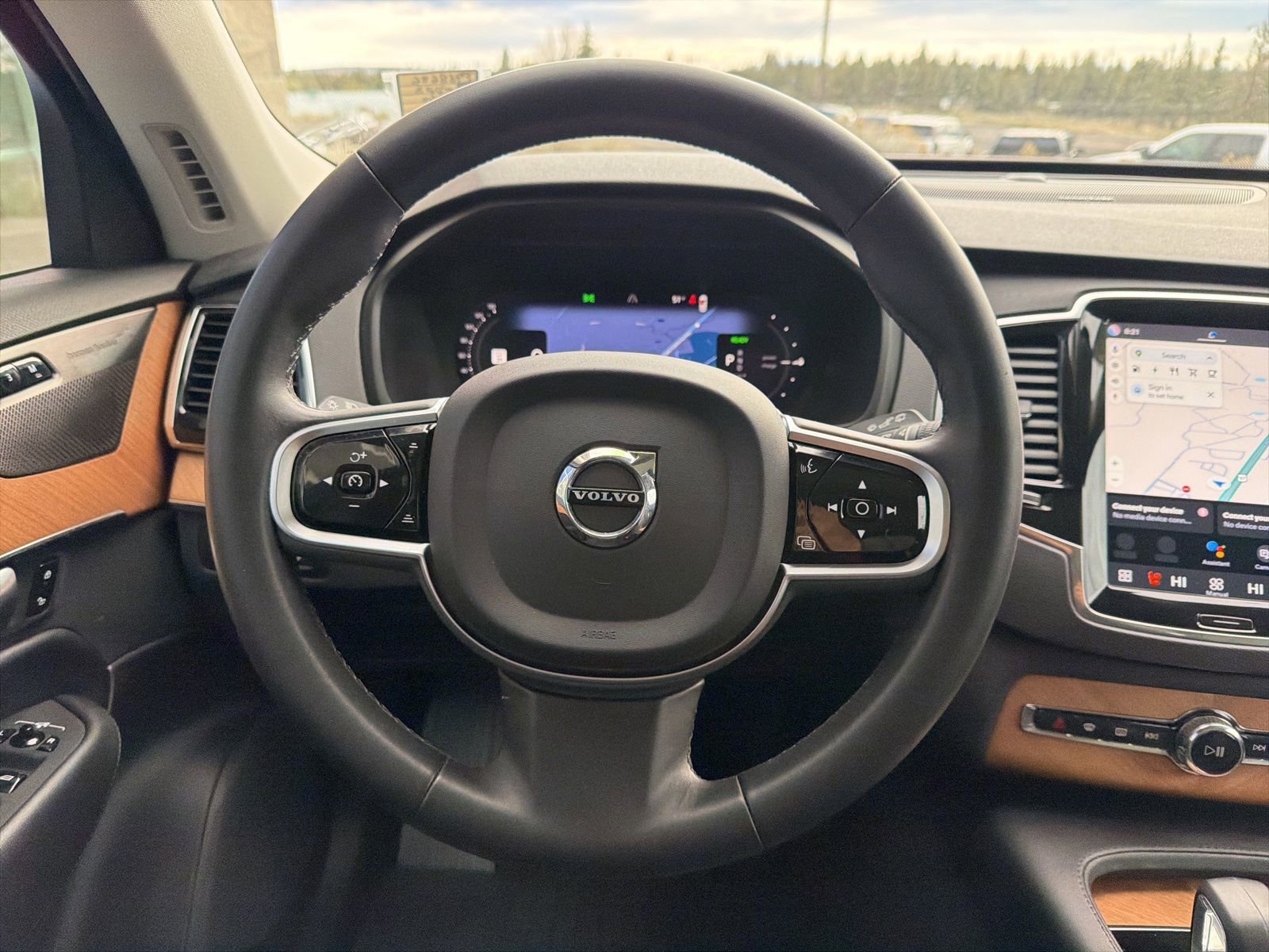 Certified 2023 Volvo XC90 T8 Plus w/ Protection Package Premier AWD/4WD image 11