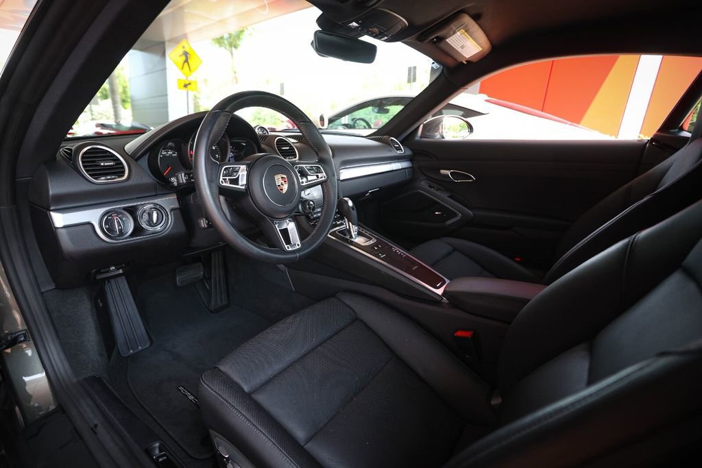 Certified 2025 Porsche 718 Cayman RWD image 37