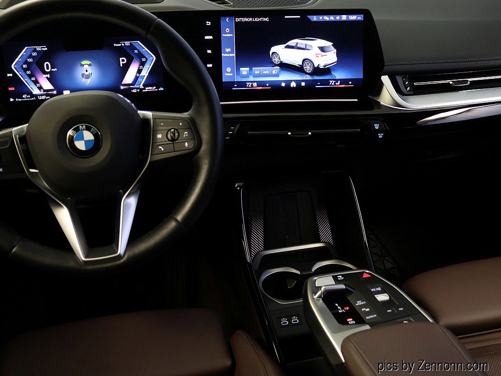 Certified 2025 BMW X1 xDrive28i w/ Technology Package image 16
