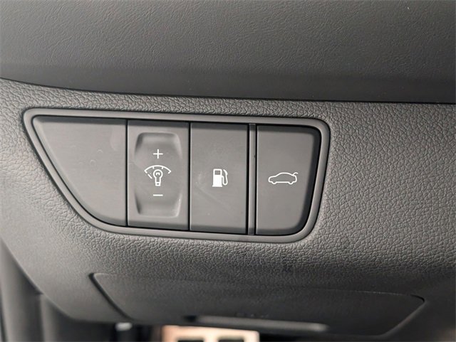 Used 2022 Genesis G70 3.3T image 15