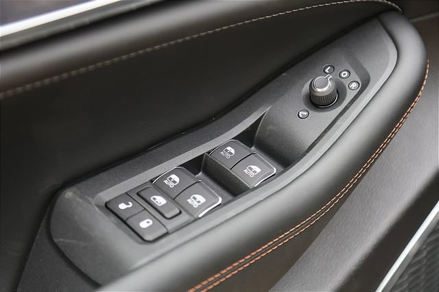 New 2025 Jeep Grand Cherokee Overland w/ Adv Protech Group III image 14