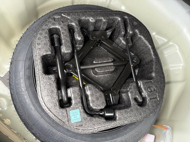 Used 2023 Hyundai Sonata SEL FWD image 28