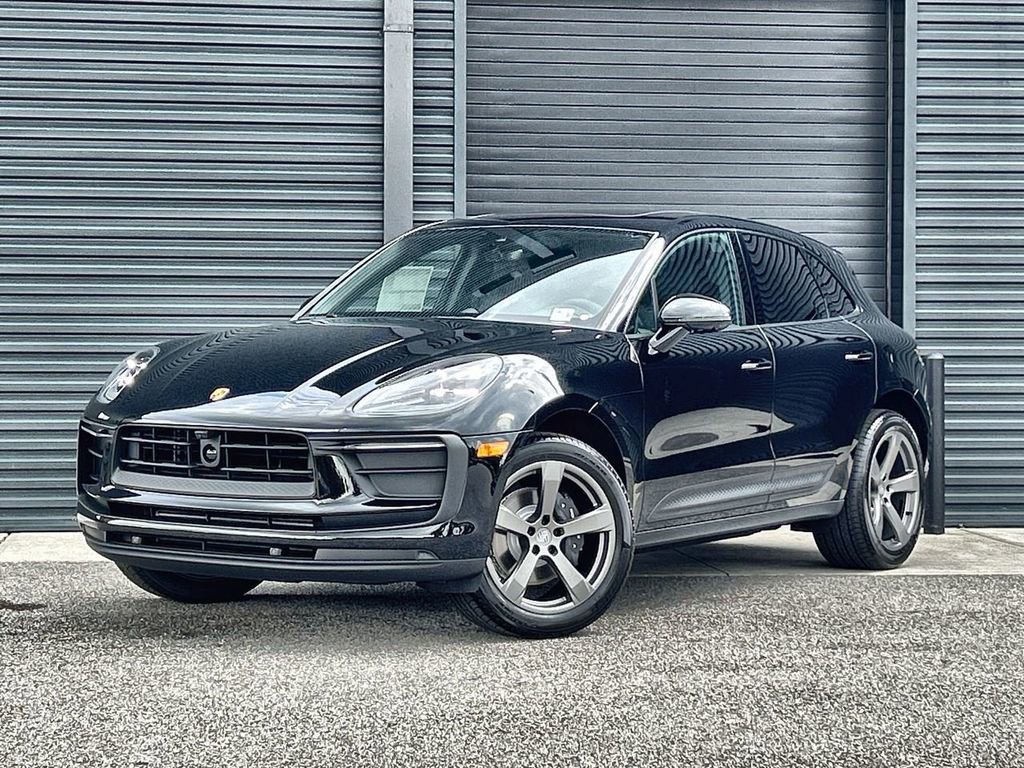 New 2026 Porsche Macan image 1