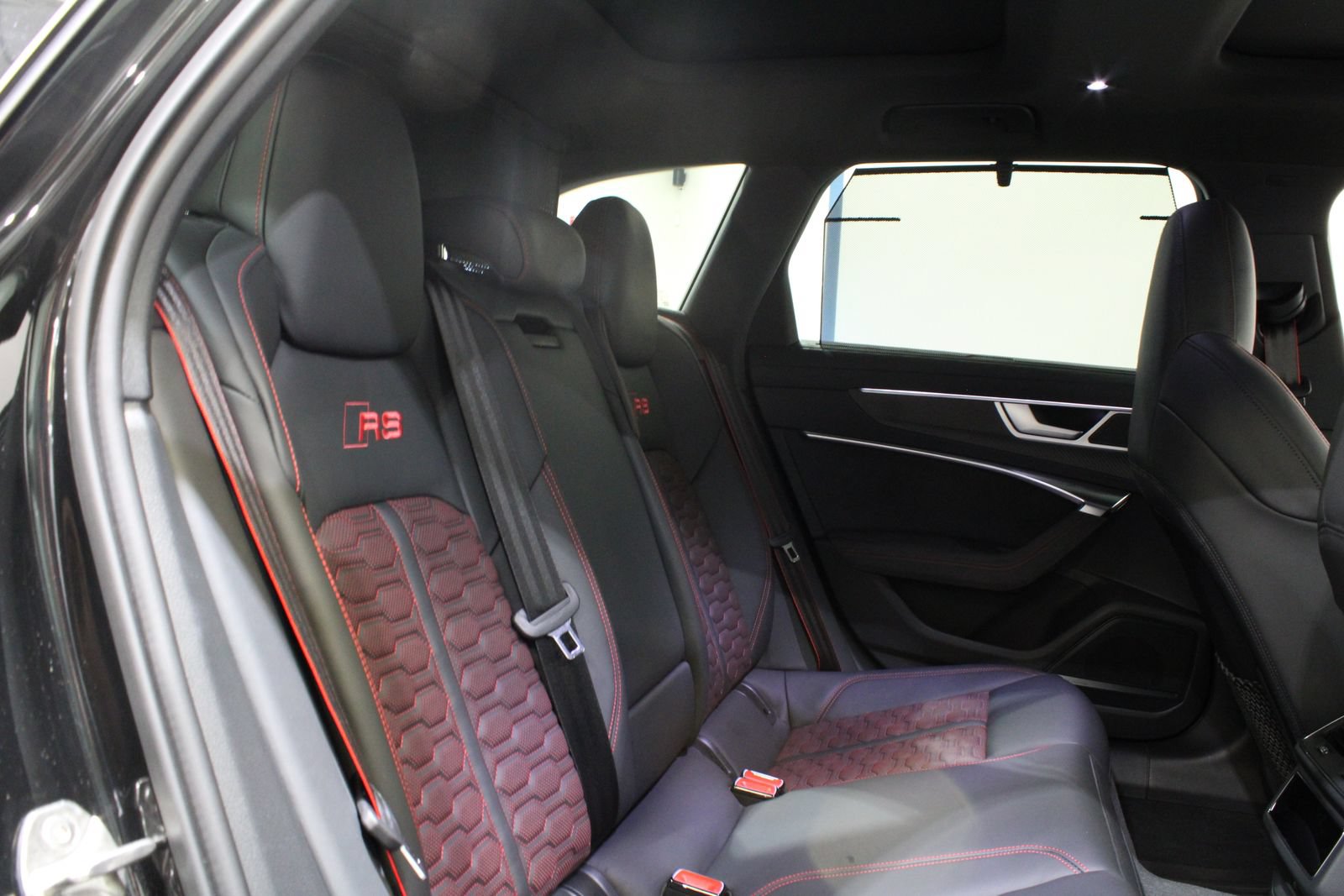 Used 2025 Audi RS 6 performance AWD/4WD image 19