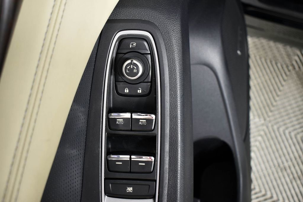 Used 2021 Subaru Ascent Touring w/ Popular Package #2A image 11