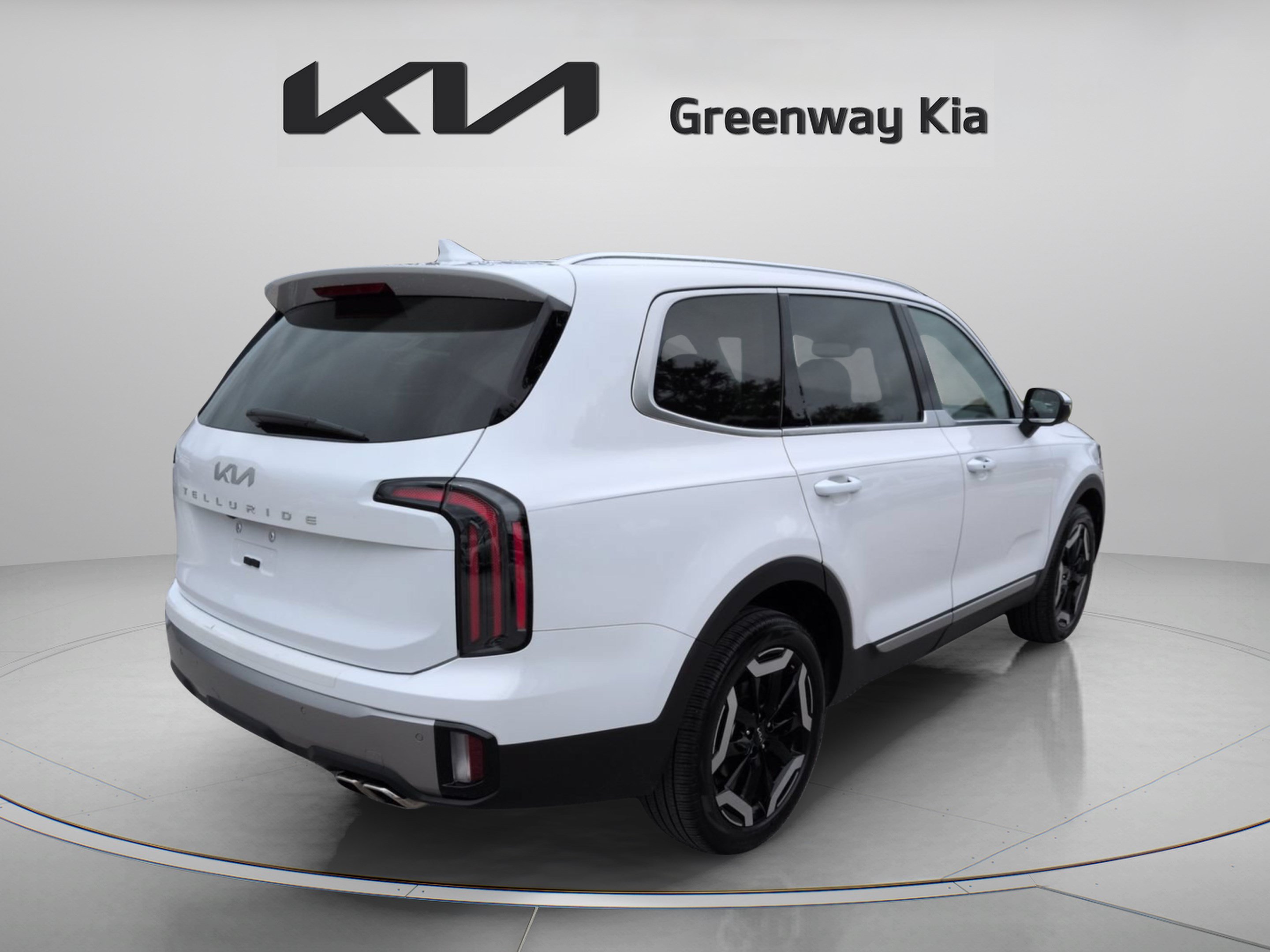 Used 2025 Kia Telluride EX w/ EX Captain's Chair Package FWD image 6