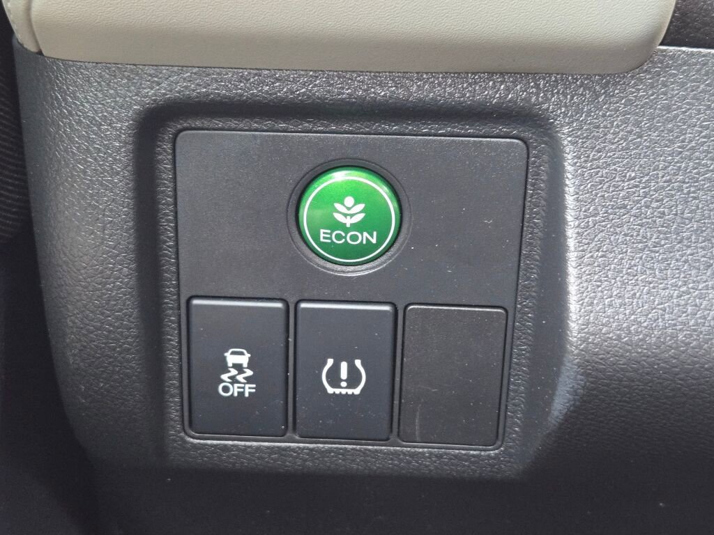 Used 2021 Honda HR-V LX image 23