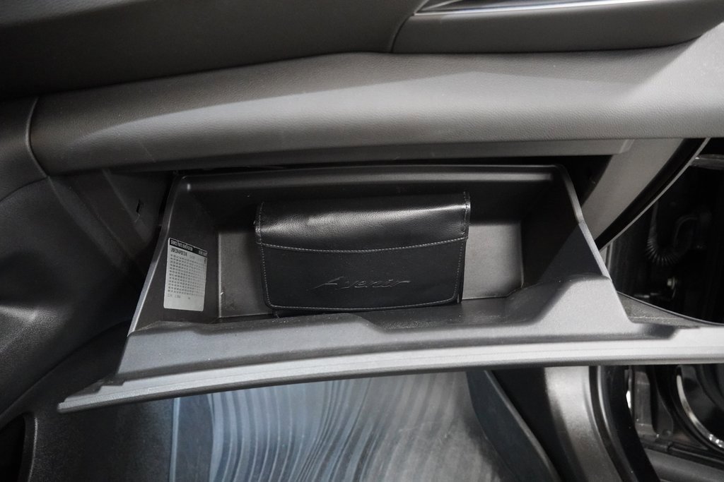 Used 2023 Buick Envision Avenir image 39