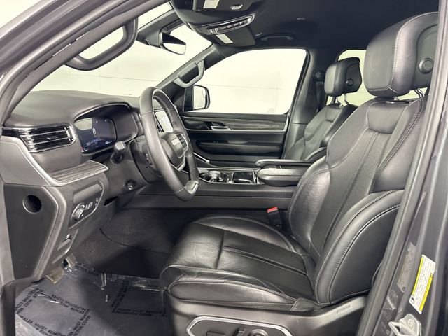 Used 2022 Jeep Wagoneer Series II AWD/4WD image 17
