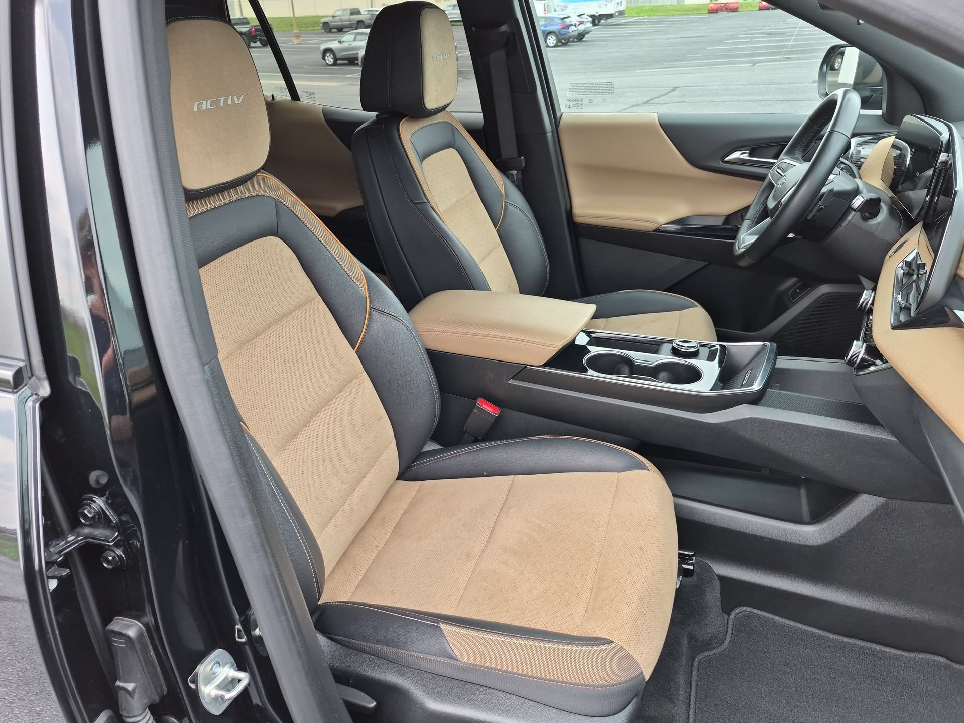 Certified 2025 Chevrolet Equinox ACTIV AWD/4WD image 28
