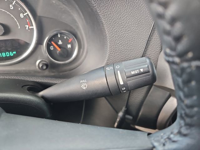 Used 2018 Jeep Wrangler Unlimited Sport w/ Connectivity Group image 19