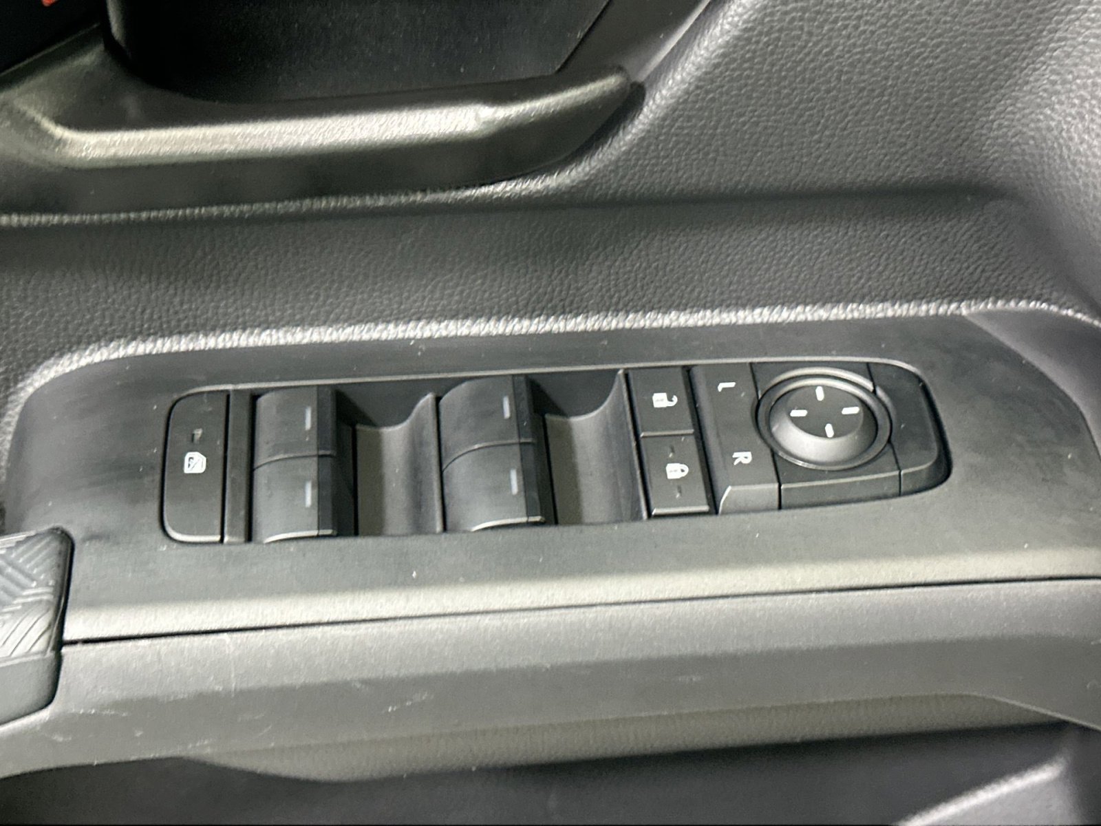 Used 2024 Toyota Tacoma SR5 image 16