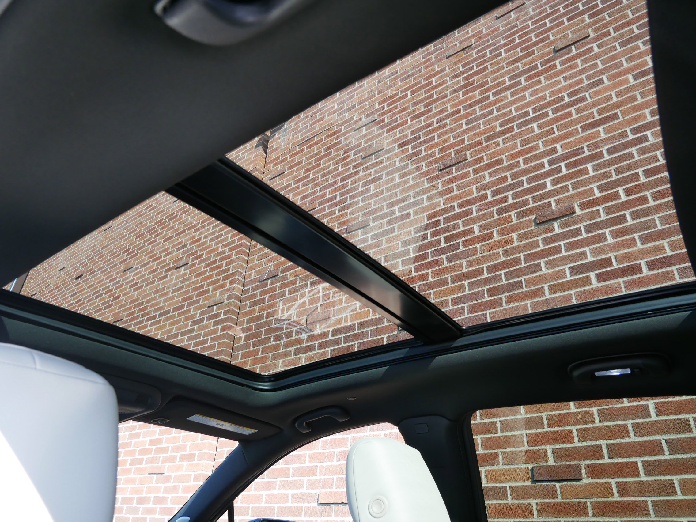 Certified 2023 Cadillac XT5 Sportv w/ LPO, Floor Liner Package image 12