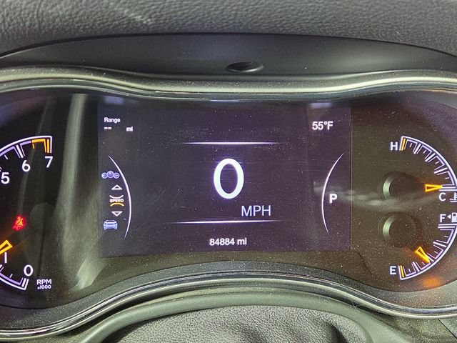 Used 2021 Jeep Grand Cherokee Laredo X AWD/4WD image 17
