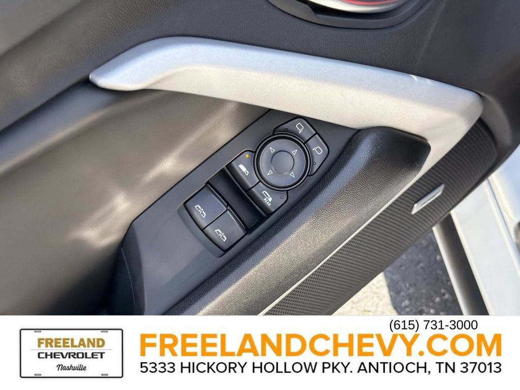 Used 2020 Chevrolet Camaro LT w/ Technology Package RWD image 16
