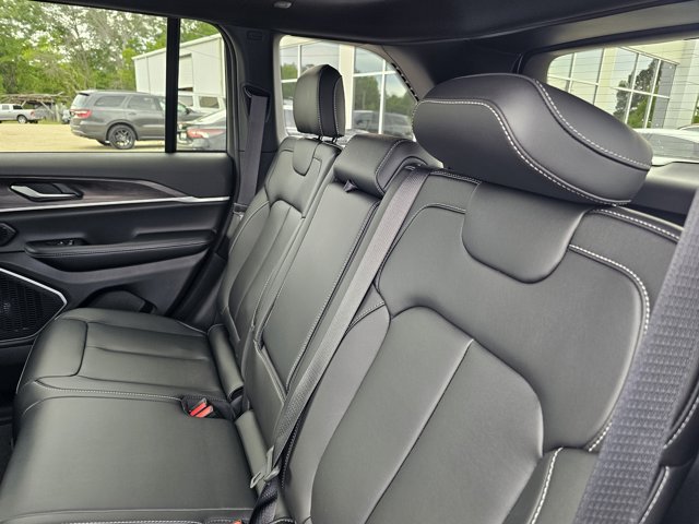 New 2026 Jeep Grand Cherokee Limited w/ Limited Altitude Package RWD image 67