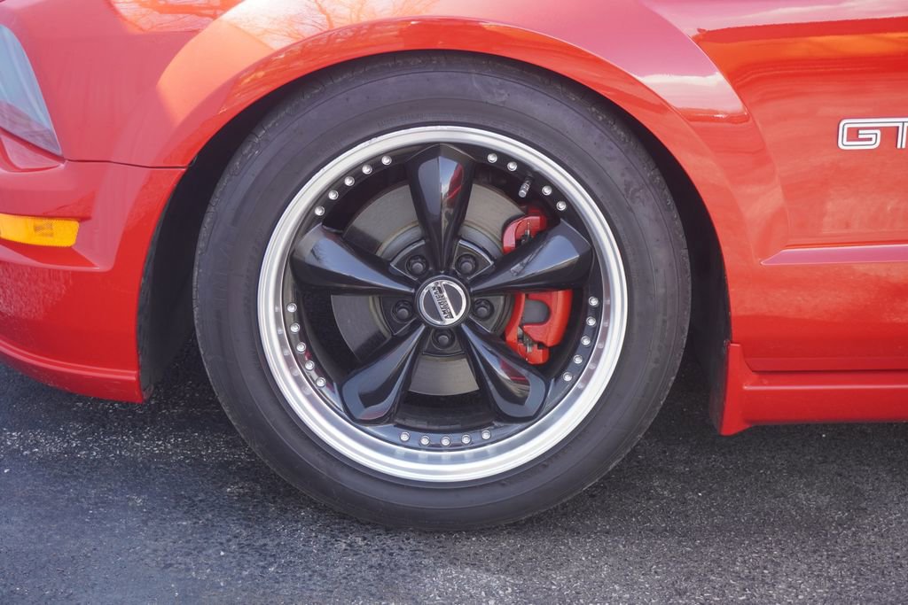 Used 2007 Ford Mustang GT Premium RWD image 6